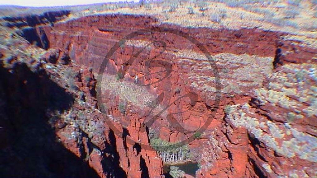 Karijini National Park, Oxer Lookout.jpg