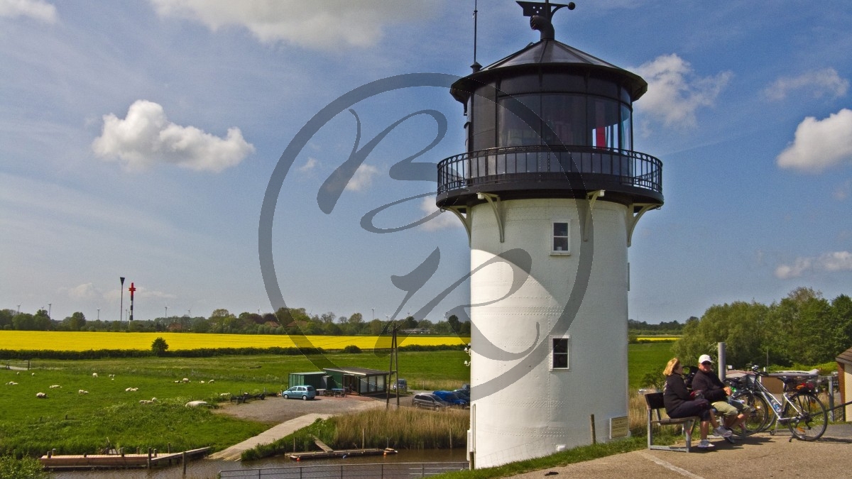 Cuxhaven Elbe Dicke Berta.jpg