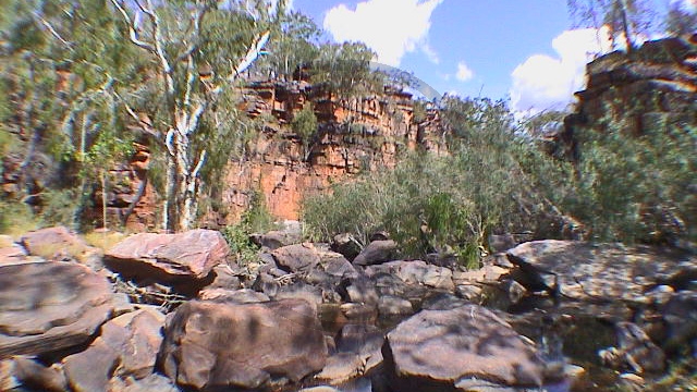 010_Umbrawarra Gorge (NT-2003-007).jpg