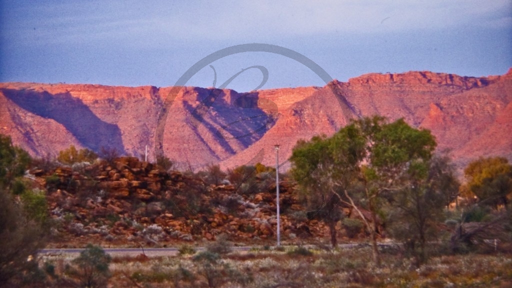 Watarrka Nationalpark - Kings Canyon - Carmichael Craig.jpg