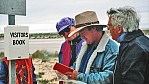 Lake Eyre - Cooper River Mndung (mouth) - Gstebuch (visitors book)_C04-32-13.JPG