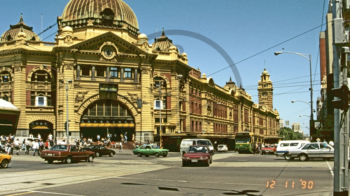 1990_279_C04-08-23_(Bahnhof Melbourne).jpg