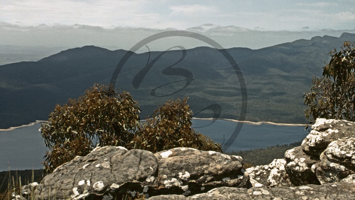 1990_338_C04-09-11_(Grampians).jpg