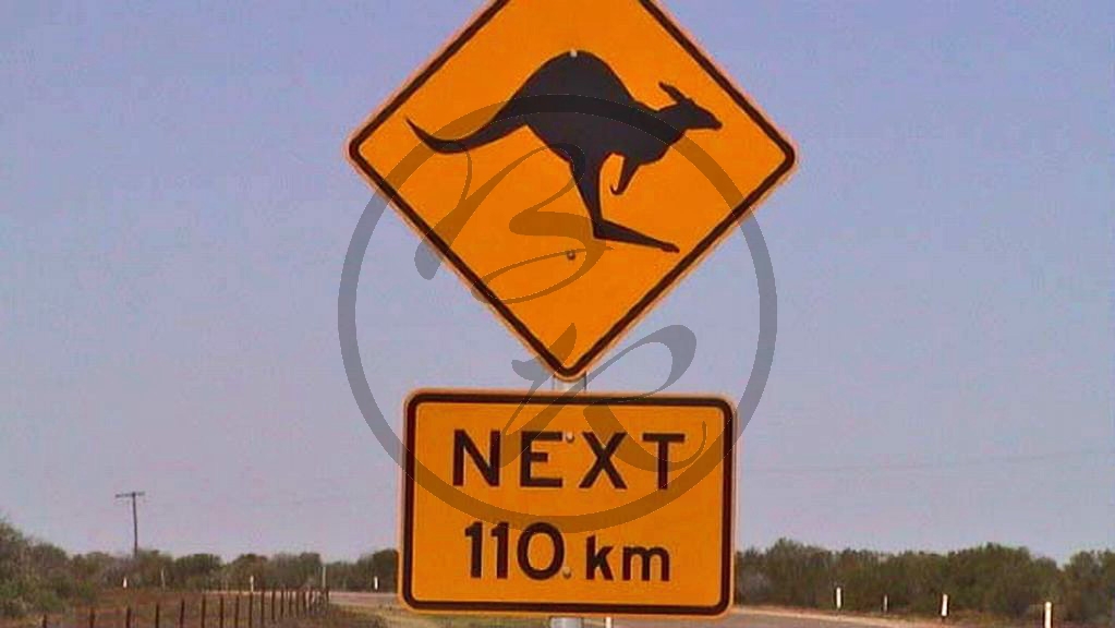 Australien - Verkehrsschild (2003-210).jpg